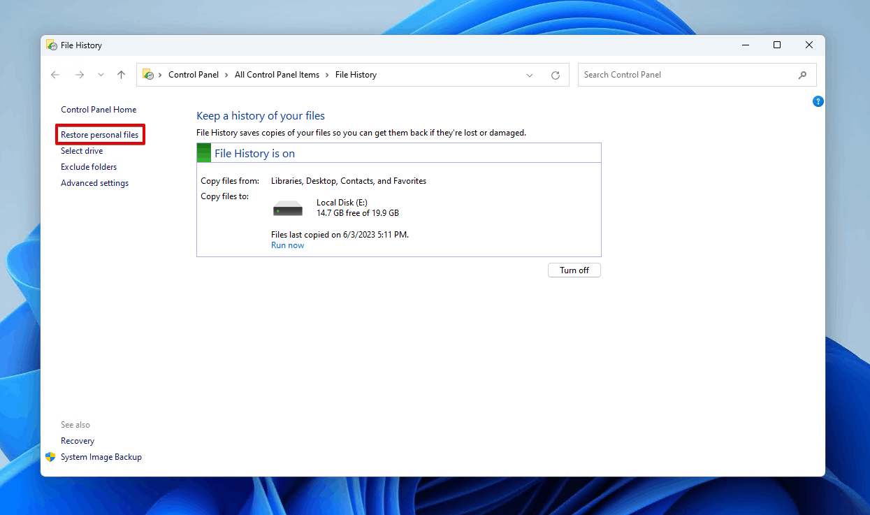 Choosing to restore personal files with File History.